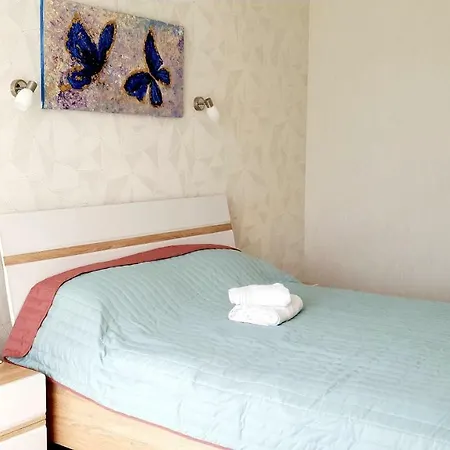 Artgullya Apartment *